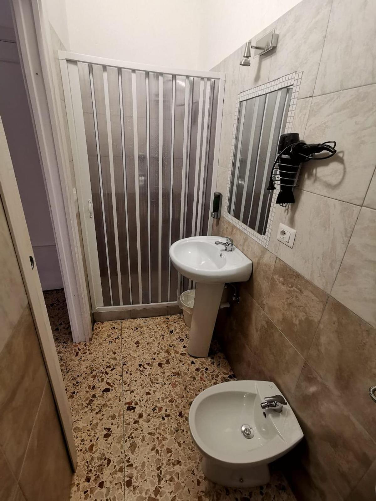 Catania Airport Room Bagno Privato In Camera Exterior foto