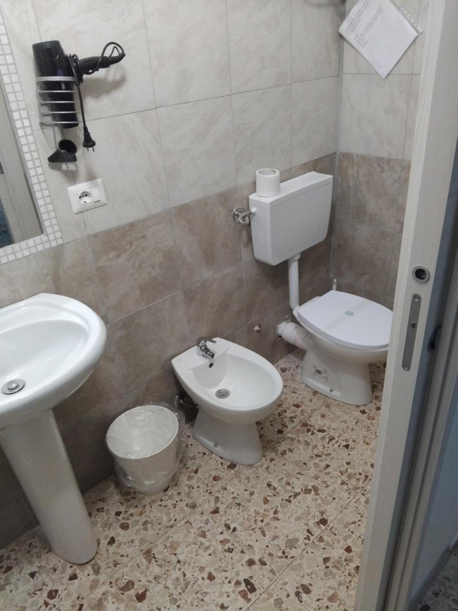 Catania Airport Room Bagno Privato In Camera Exterior foto